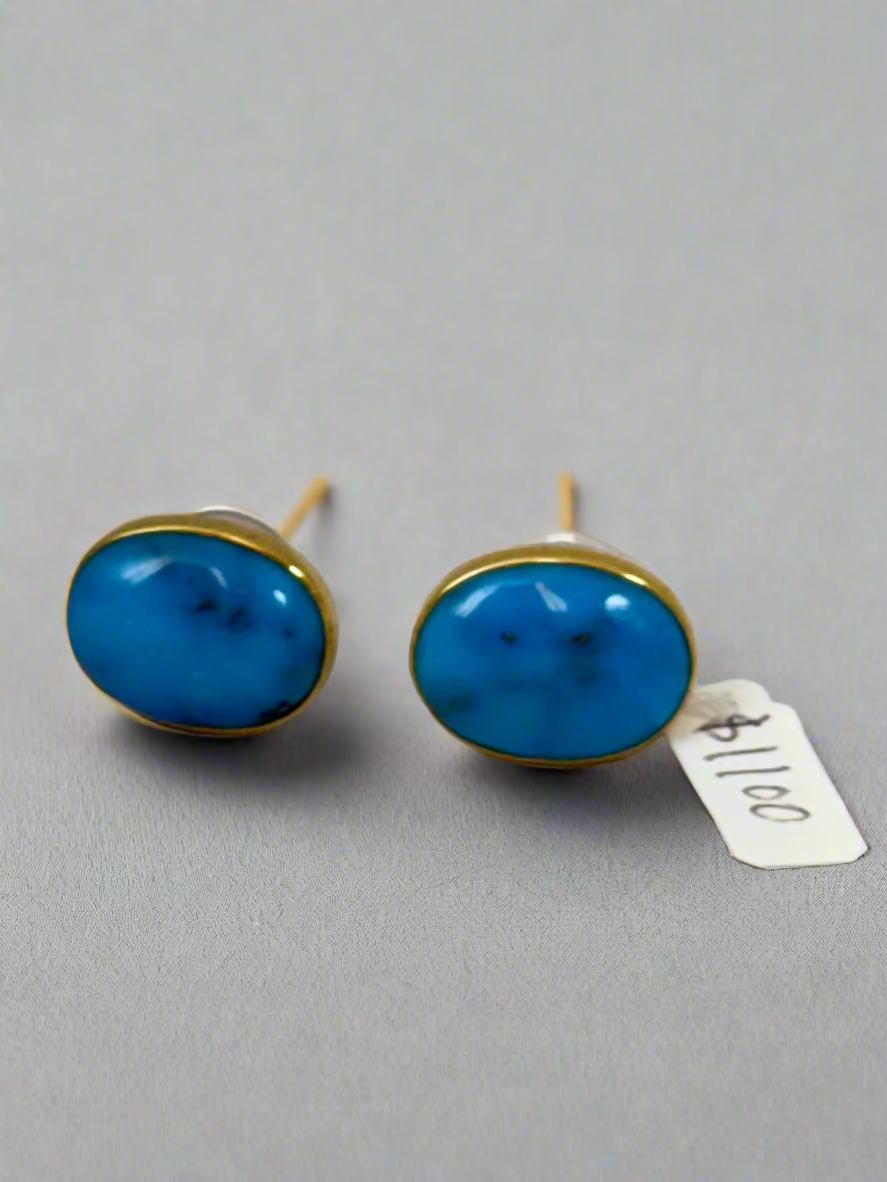 Turquoise on 18K earring