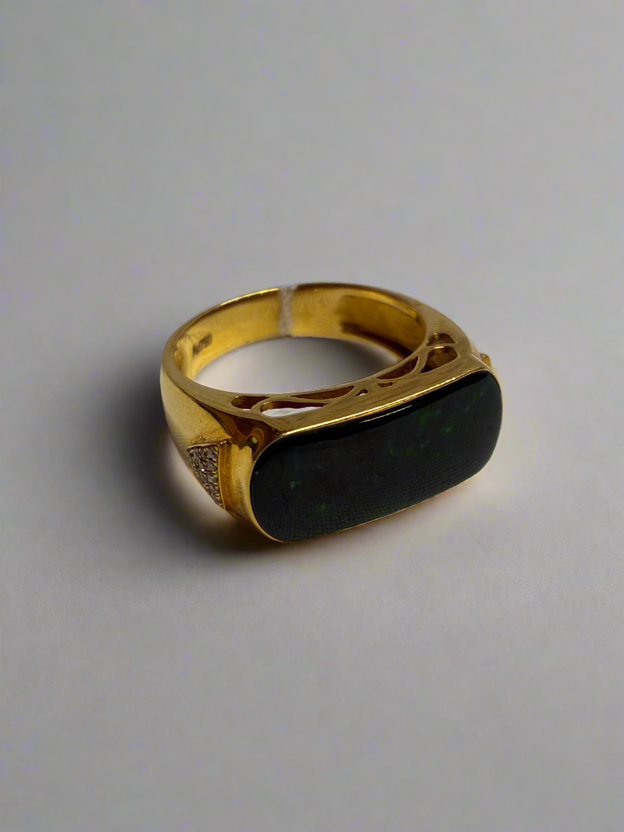 Jade on 18k gold ring