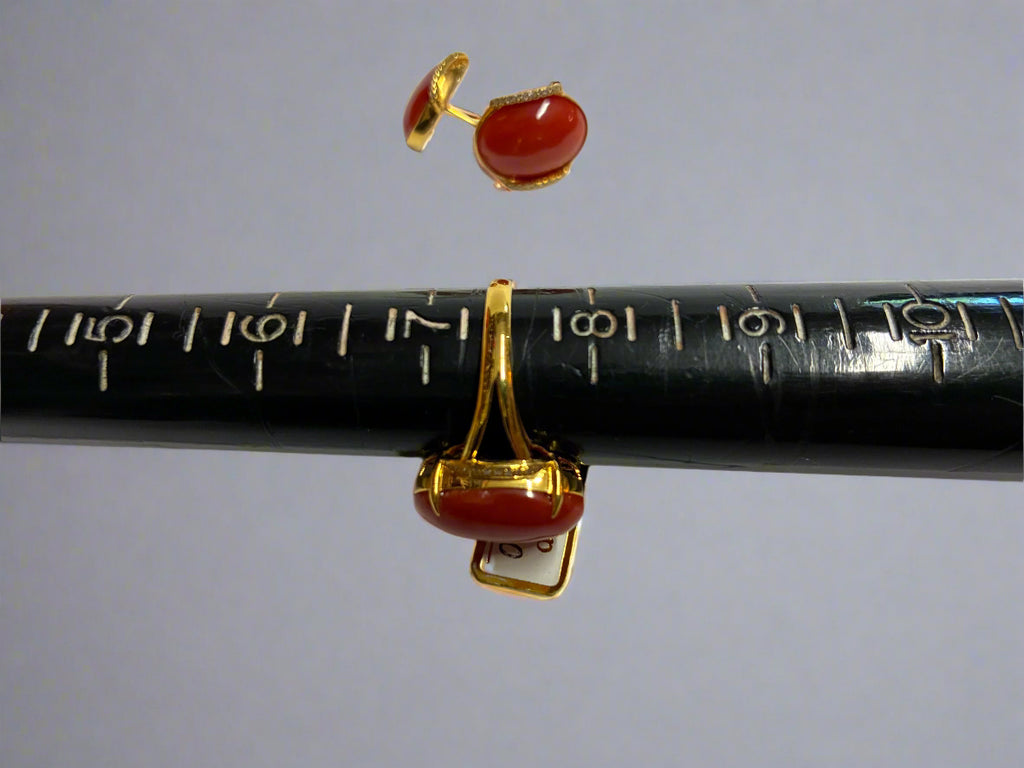ring and earing set.ring with size 7.5