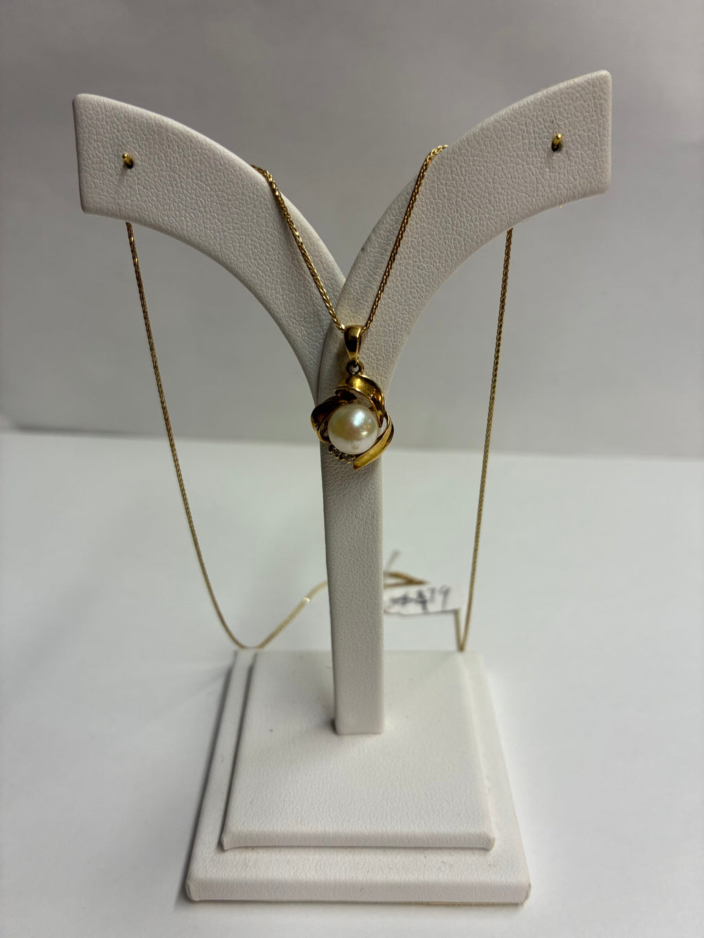 pendant 18k gold with pearl.