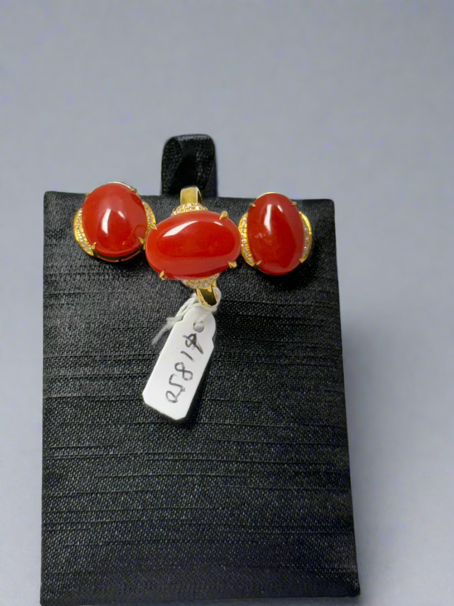 Set of coral on 18k gold ring and earring with diamond accent