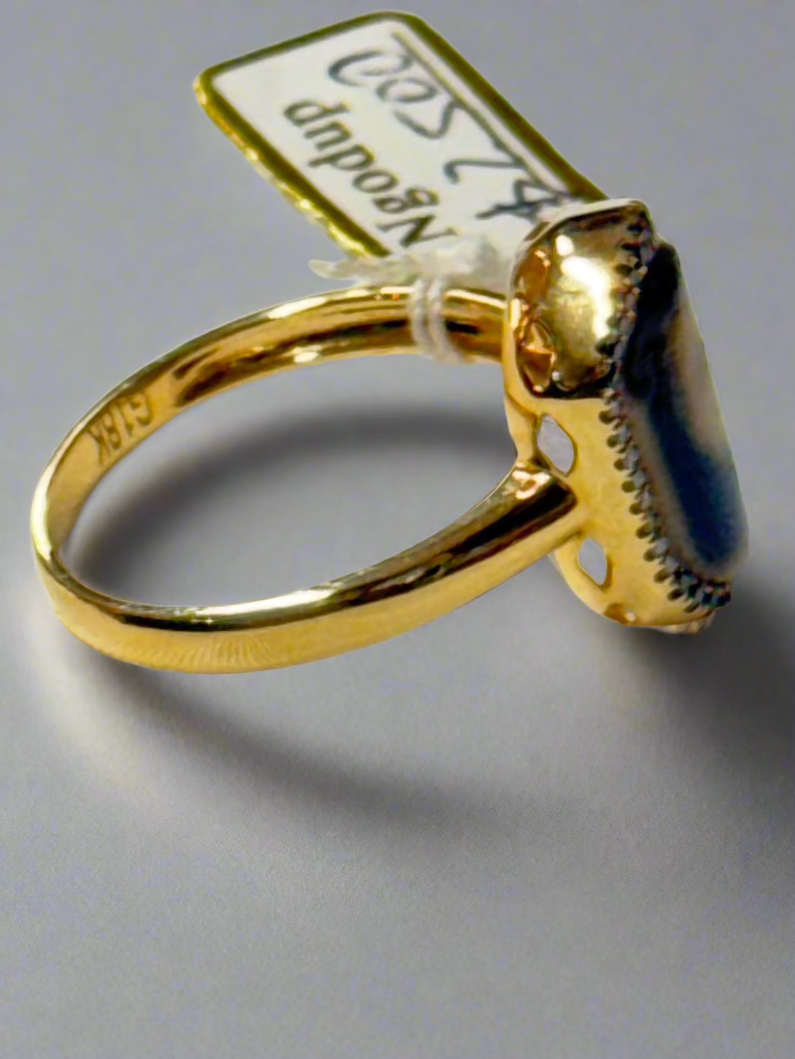 Authentic agate dzi on 18 karat gold ring