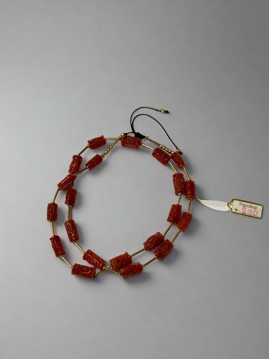 necklace,crafted coral.