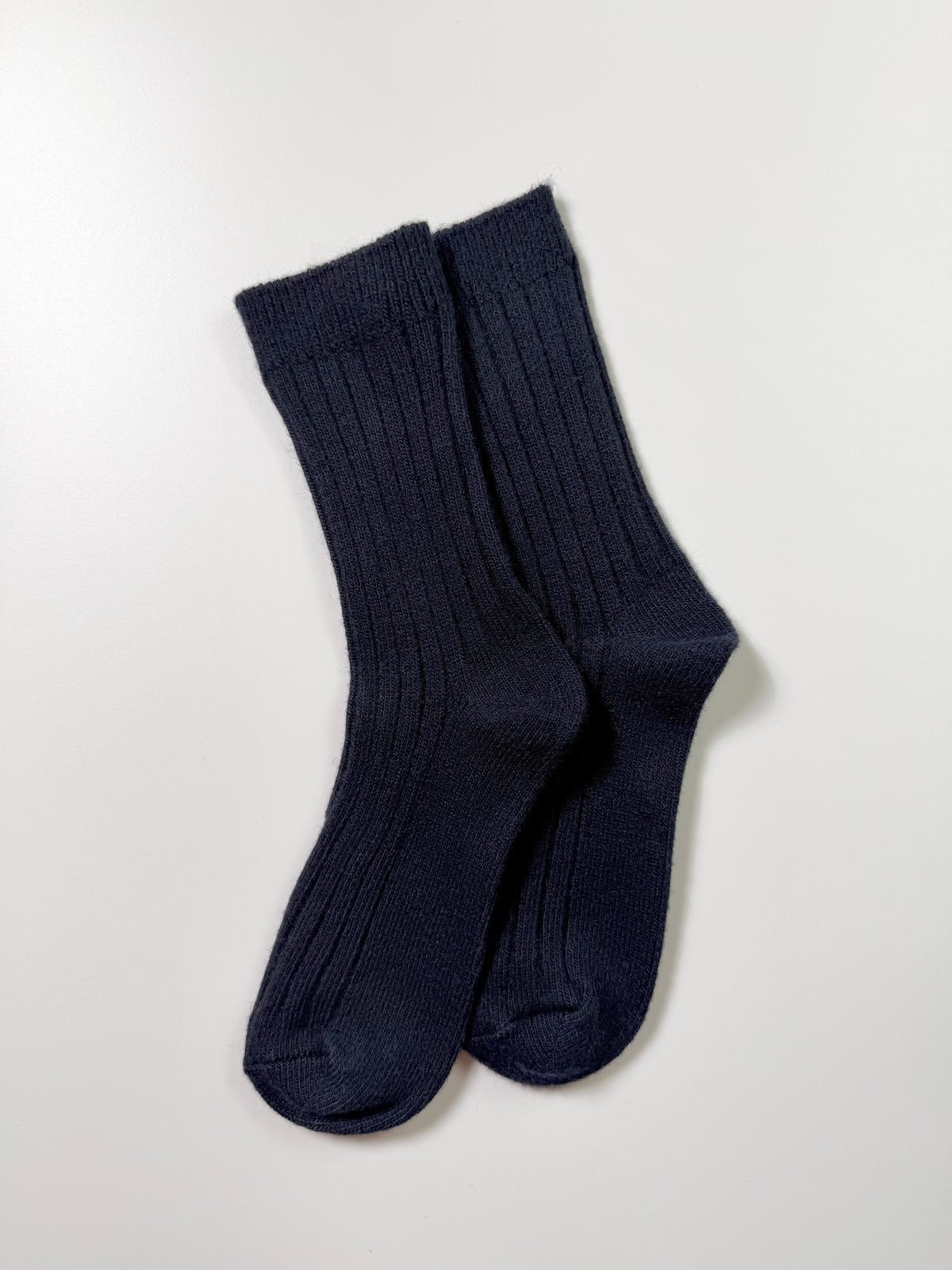 Munsel Classic Ribbed Socks in Navy
