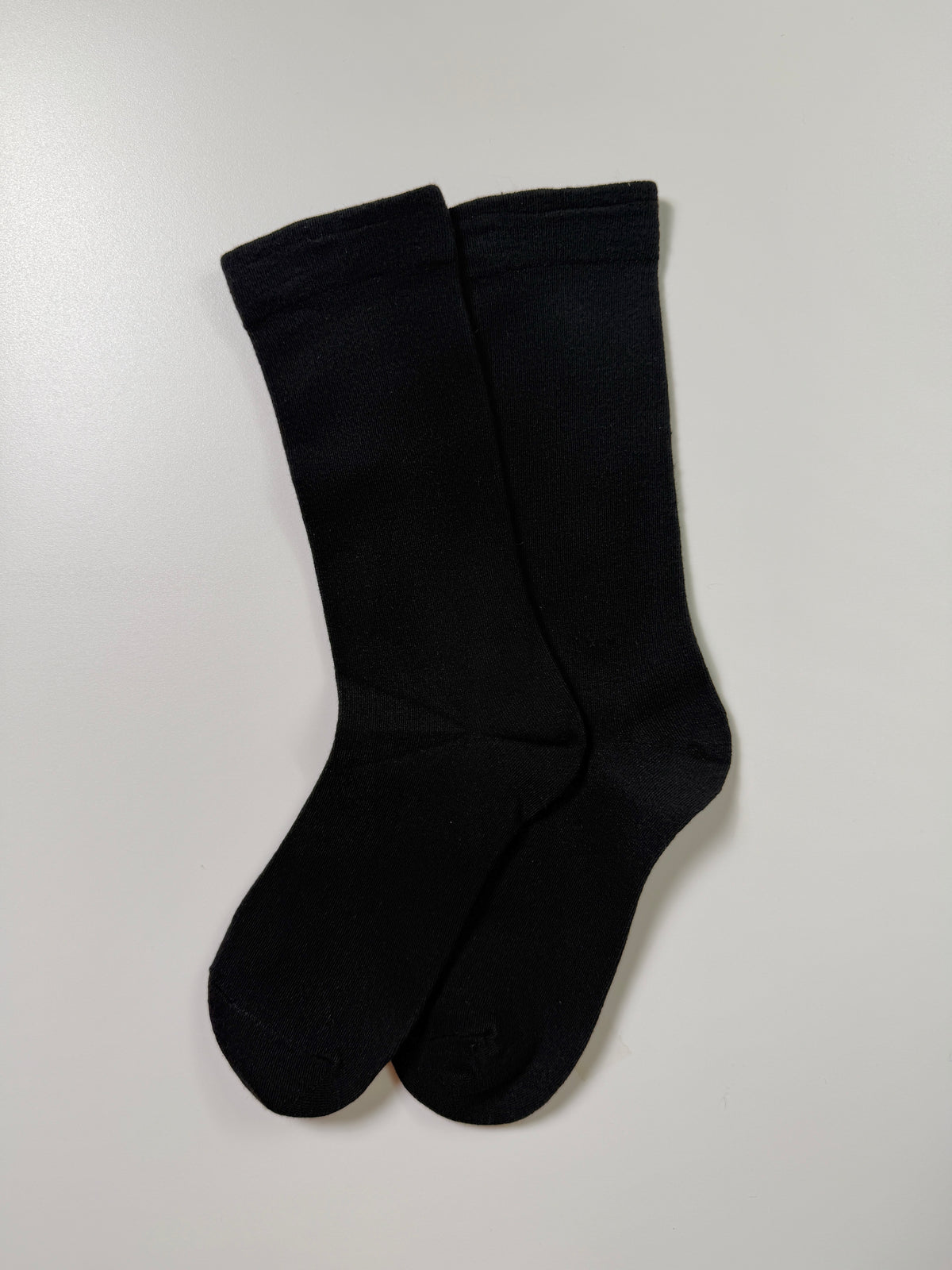 Munsel Classic Tall Socks in Black
