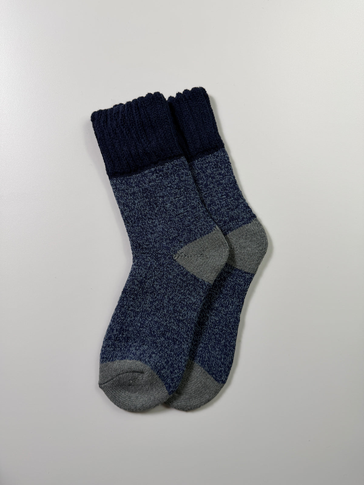 Munsel Contrast Heel Socks in Navy and Gray