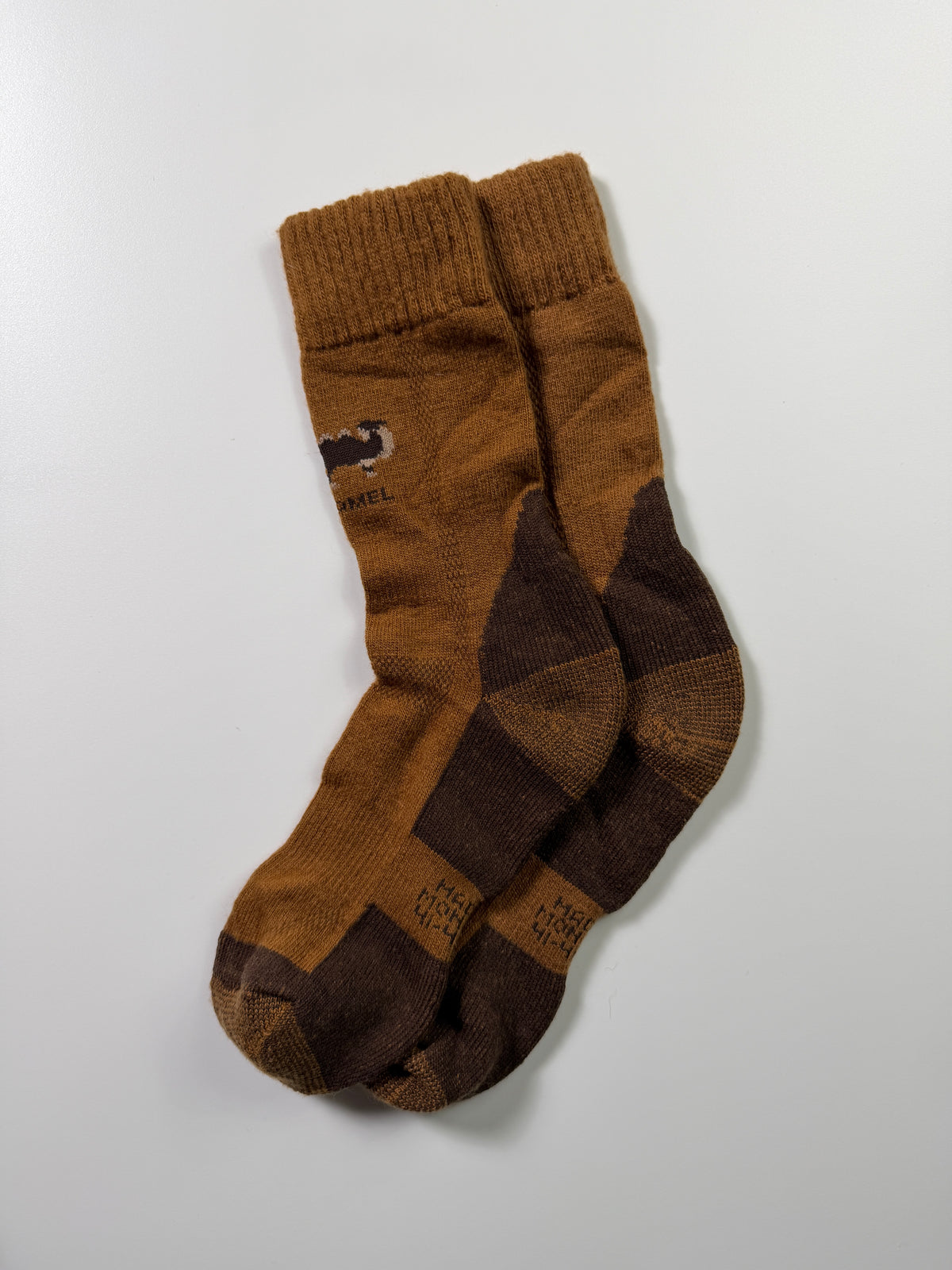 Munsel Diamond Heel Socks in Camel