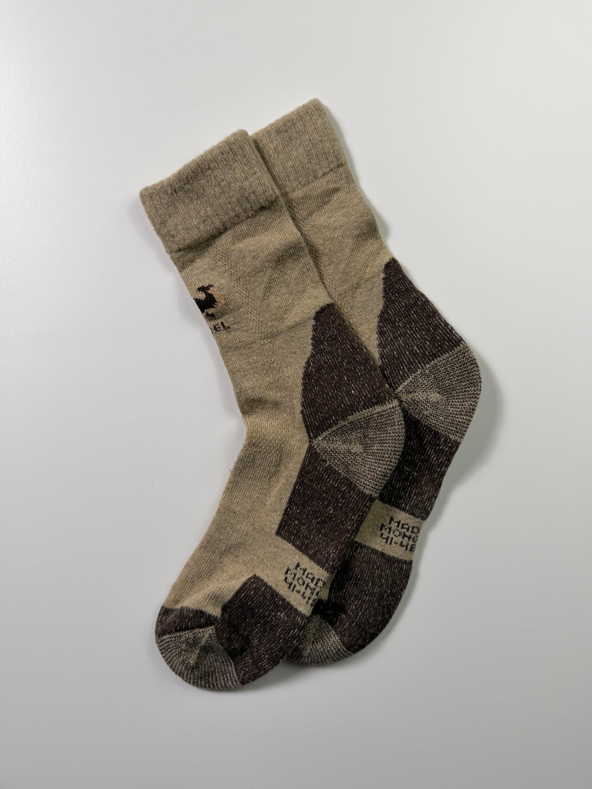 Munsel Diamond Heel Socks in Stone