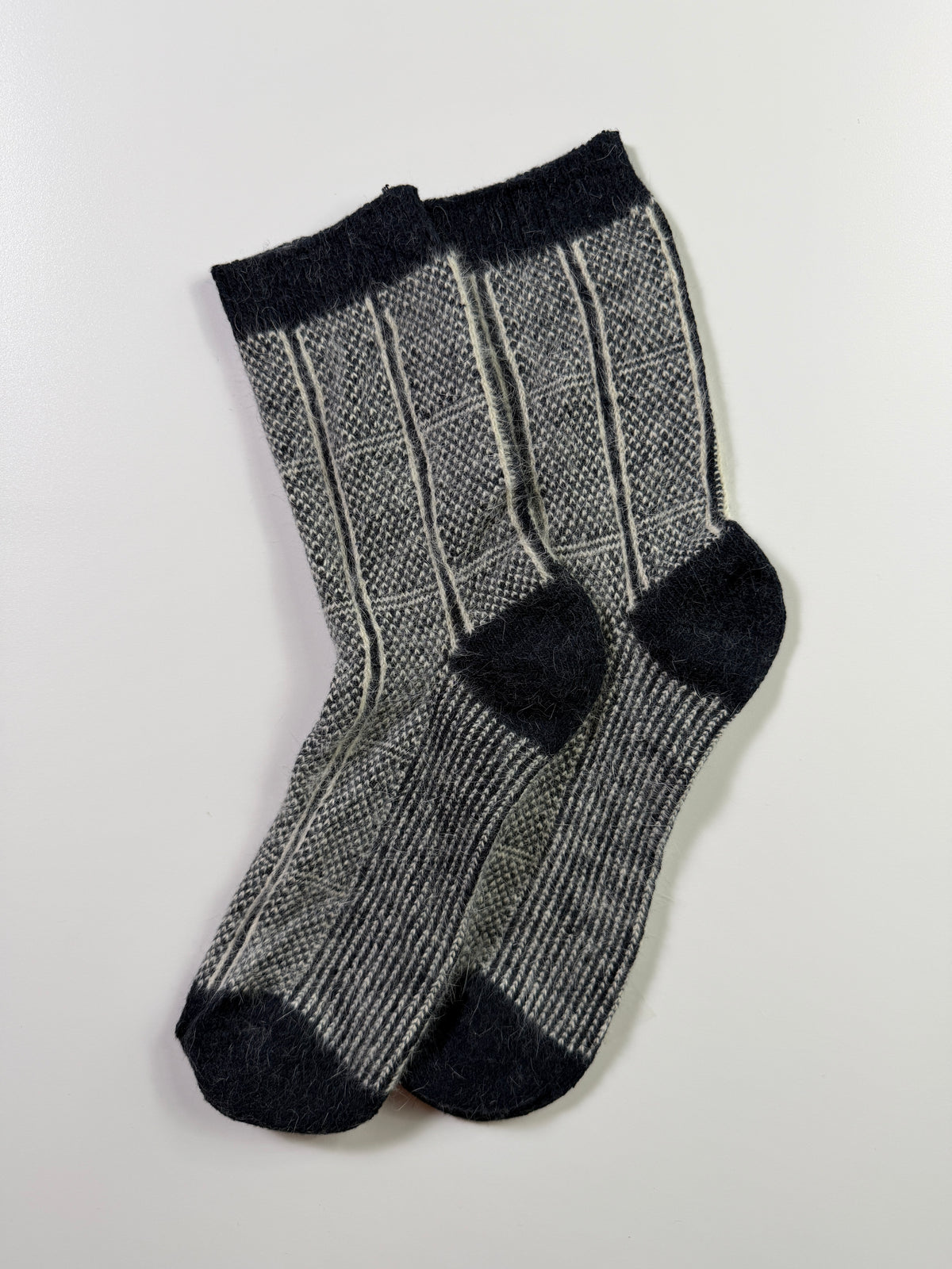 Munsel Heritage Weave Socks — Black / Gray — IMG_8946