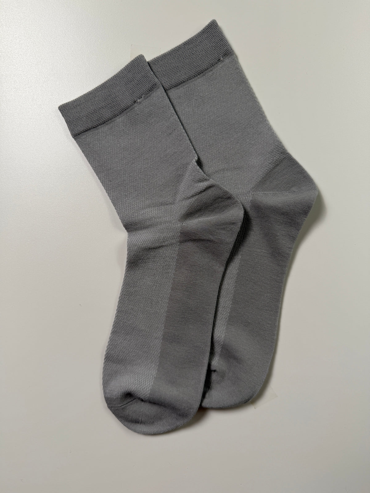 Munsel Everyday Soft Crew Socks — Soft Gray — IMG_8940
