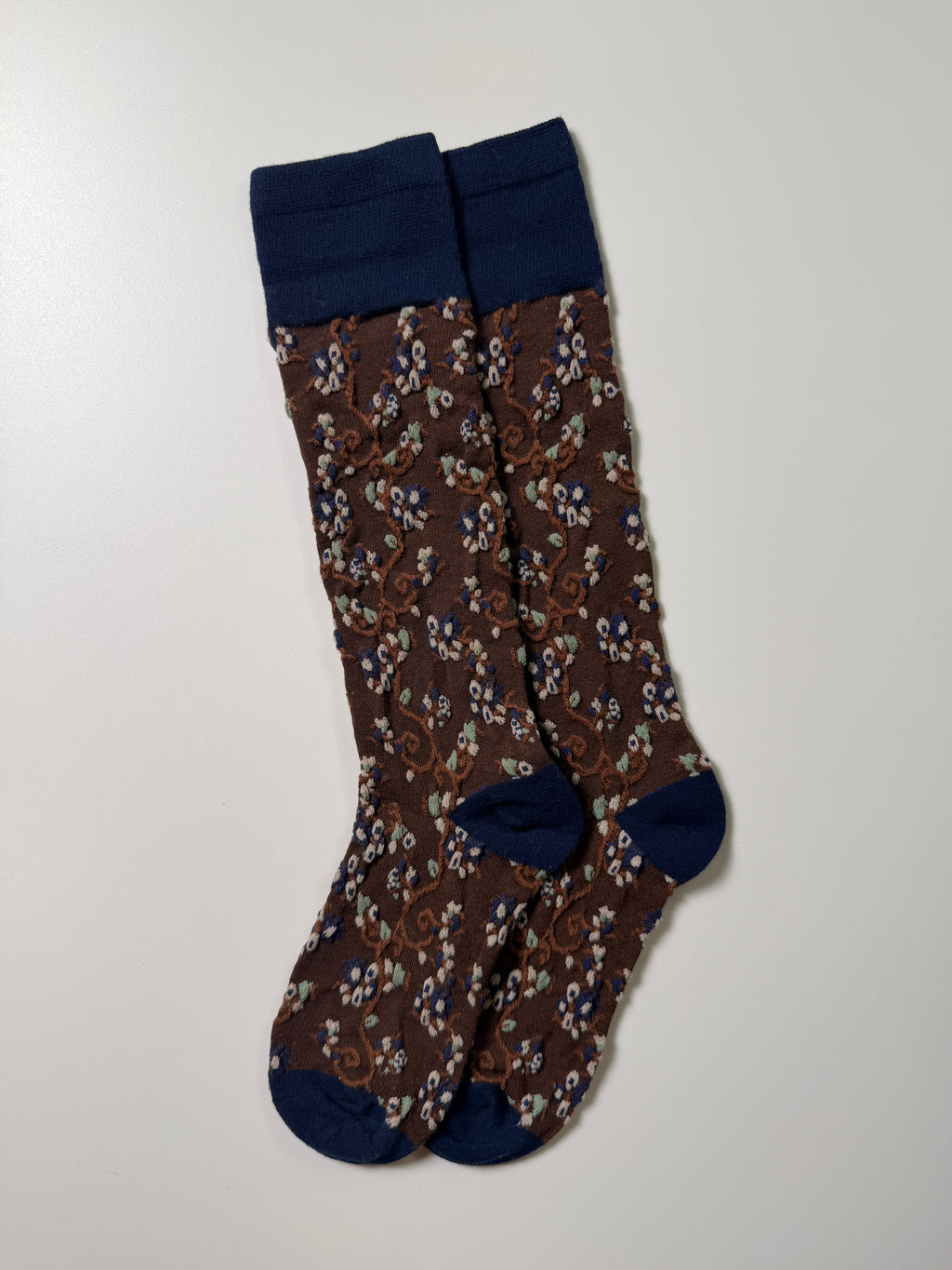 Munsel Floral Heritage Socks in Brown and Navy
