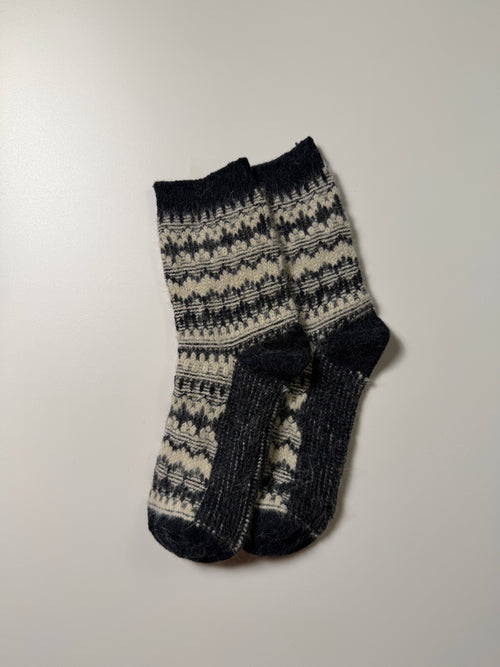 Munsel Nordic Fair Isle Socks in Black / Cream