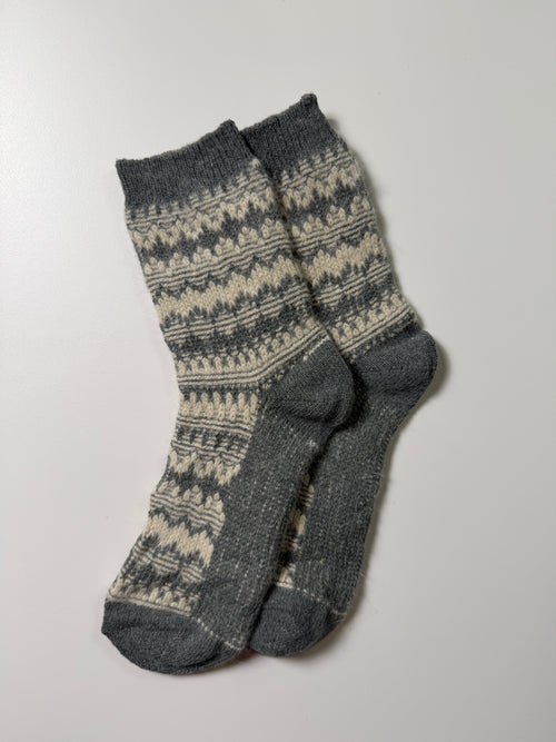 Munsel Nordic Fair Isle Socks in Gray / Cream
