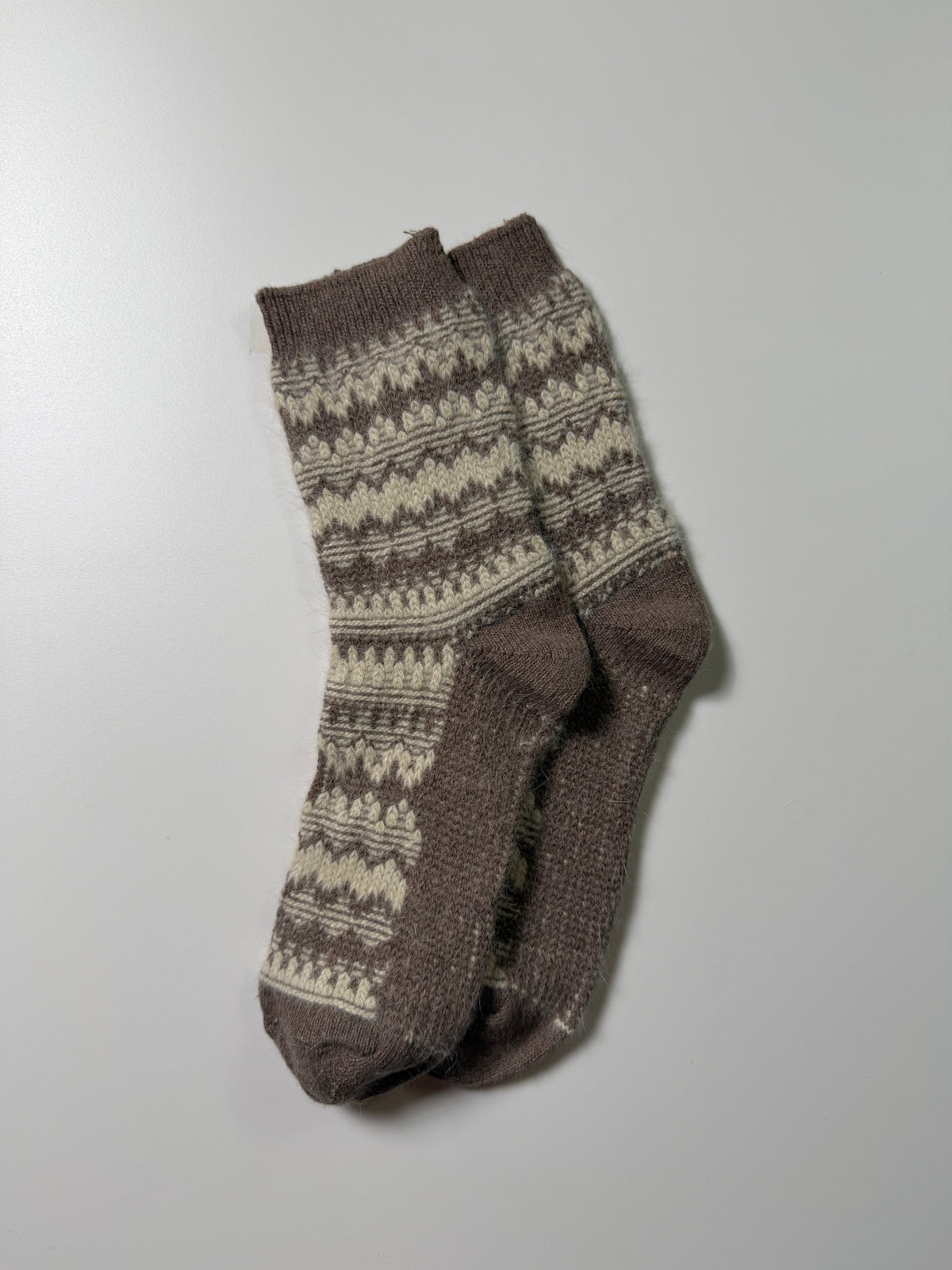 Munsel Nordic Fair Isle Socks in Taupe / Cream