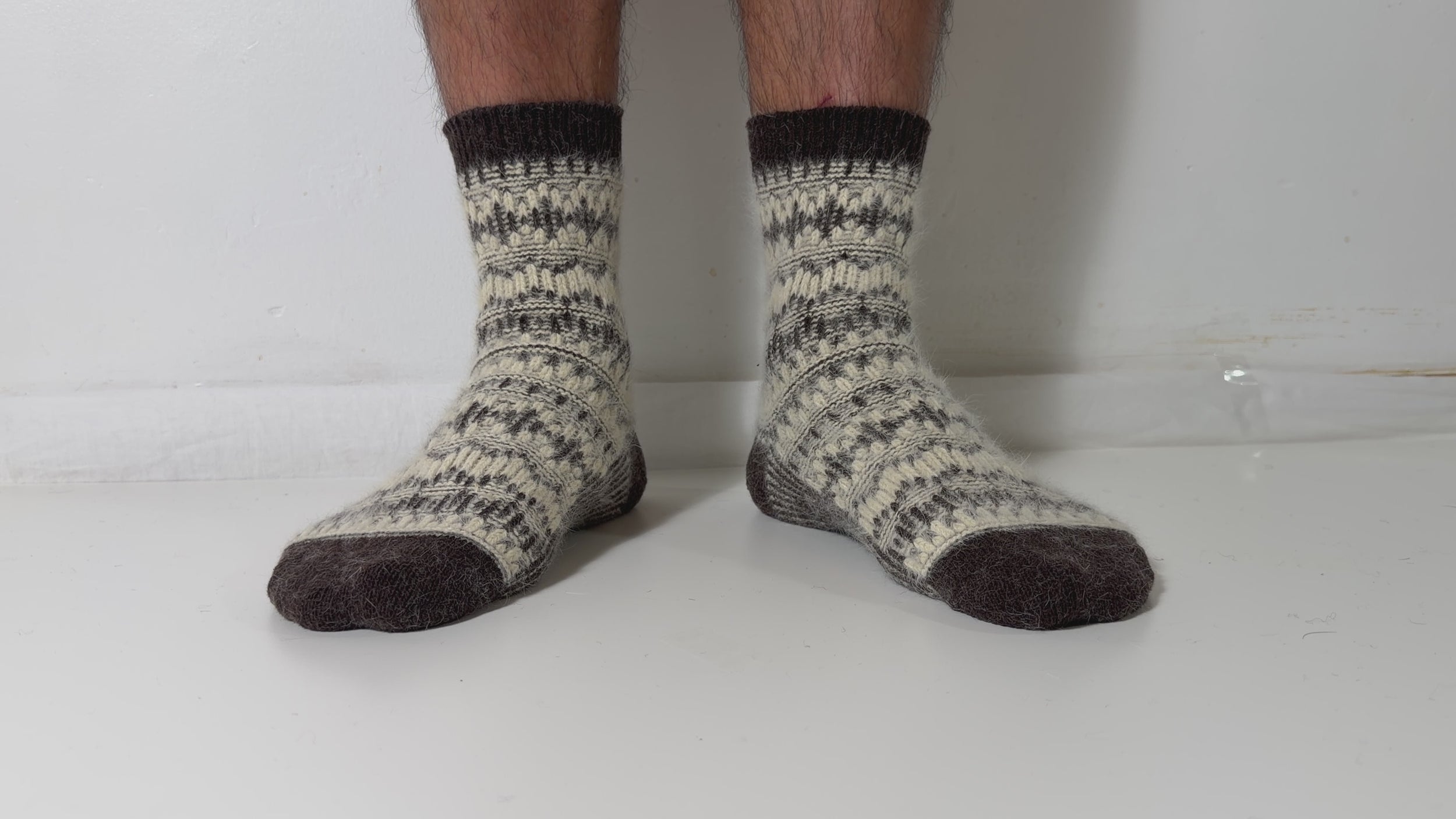 Munsel Nordic Fair Isle Socks in Brown / Cream