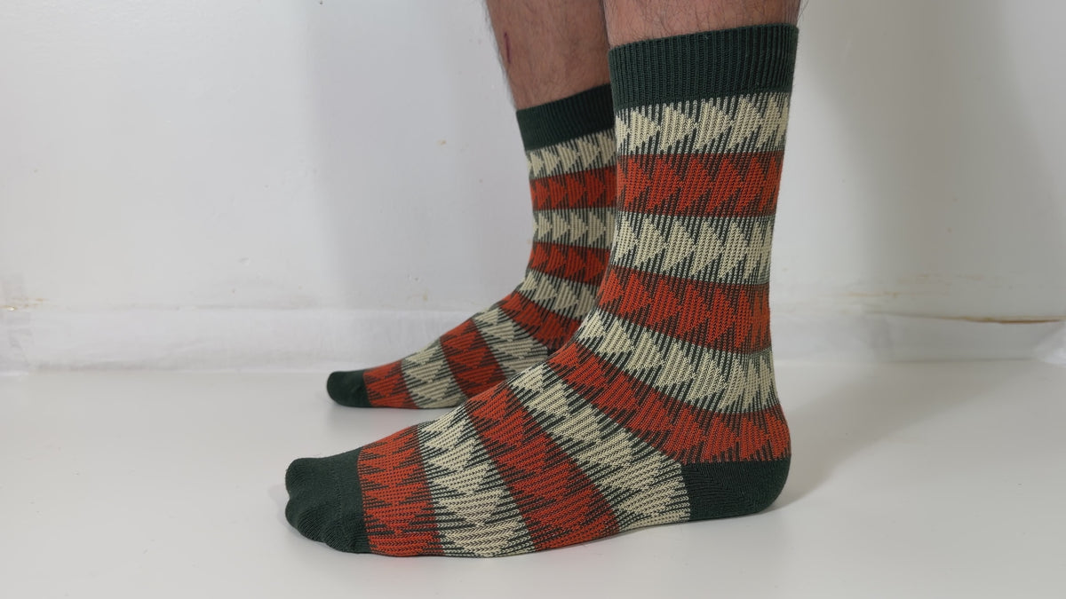 Munsel Heritage Geo Socks in Rust / Green